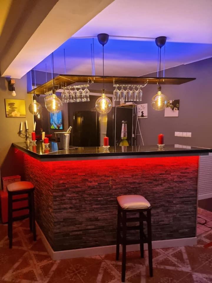 VILA VALENTINO