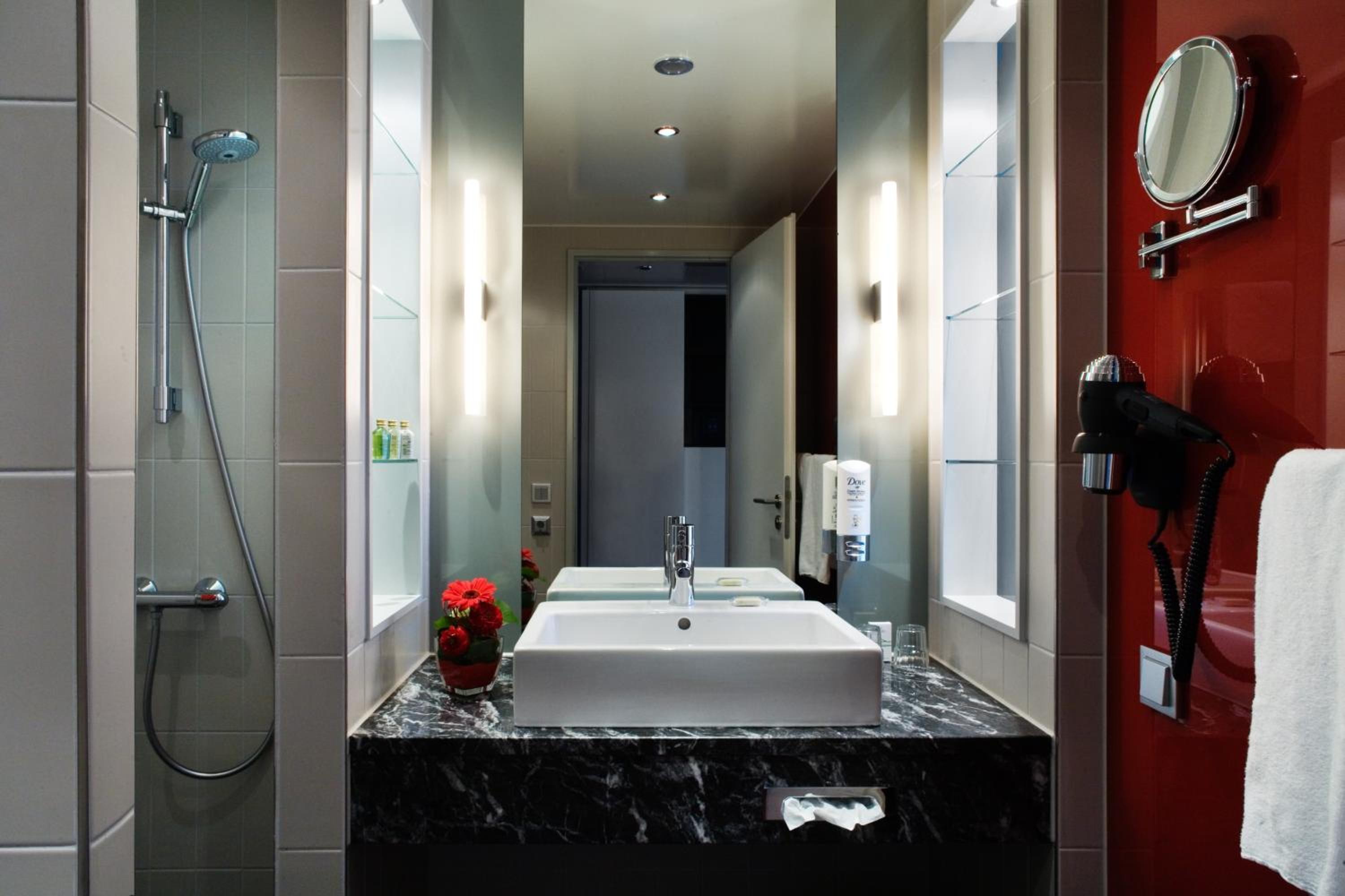 Holiday Inn Berlin Airport - Conference Centre, an IHG Hotel - Property Image 12