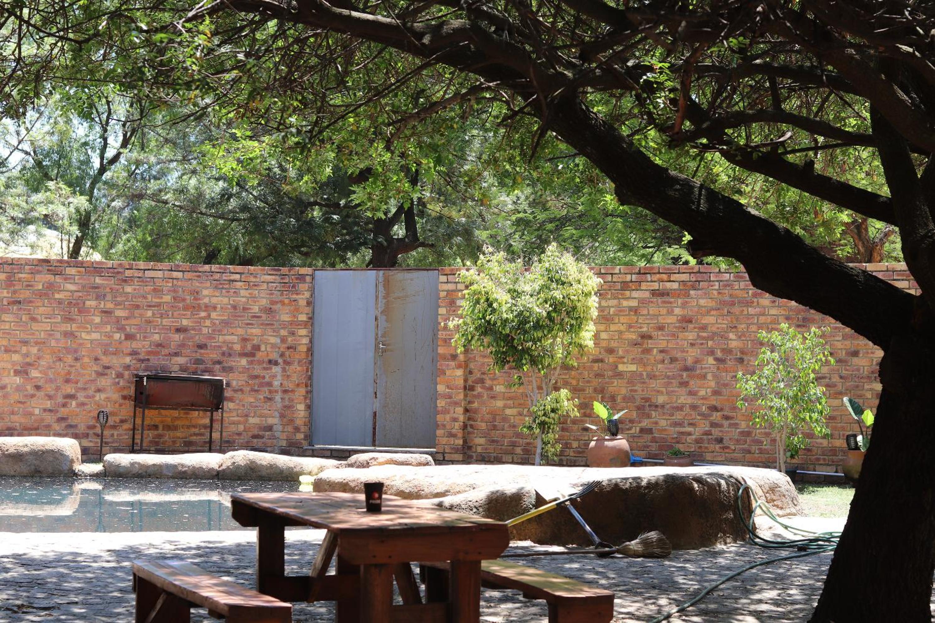 Khaya Africa Guesthouse