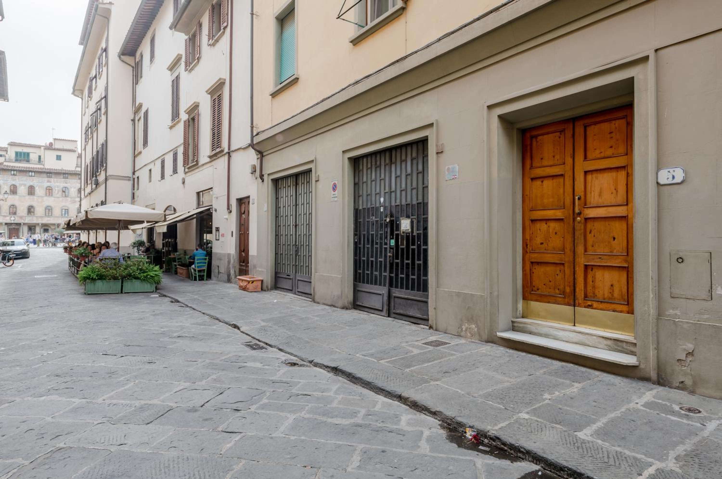 Chic Retreat in the Heart of Florence photo 5