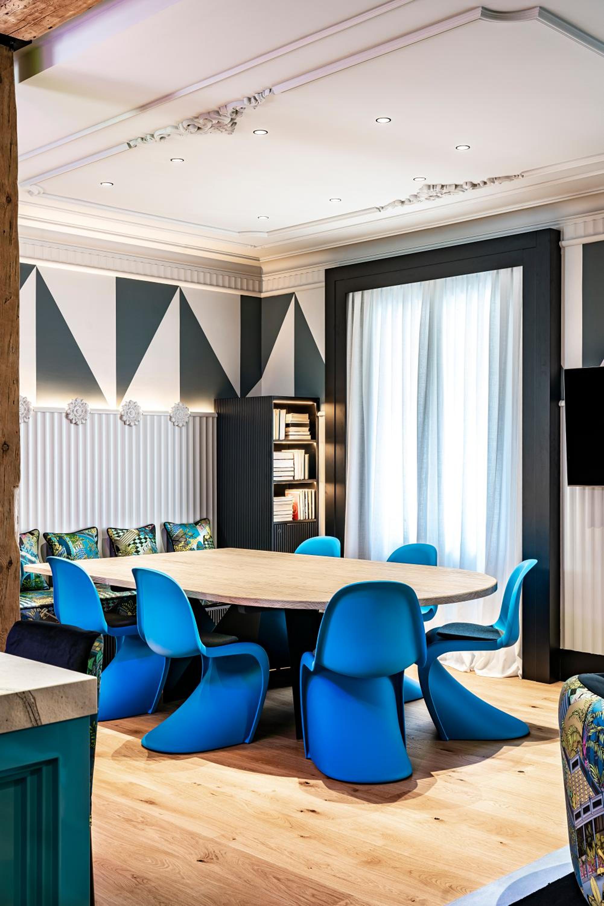 meeting & event spaces
