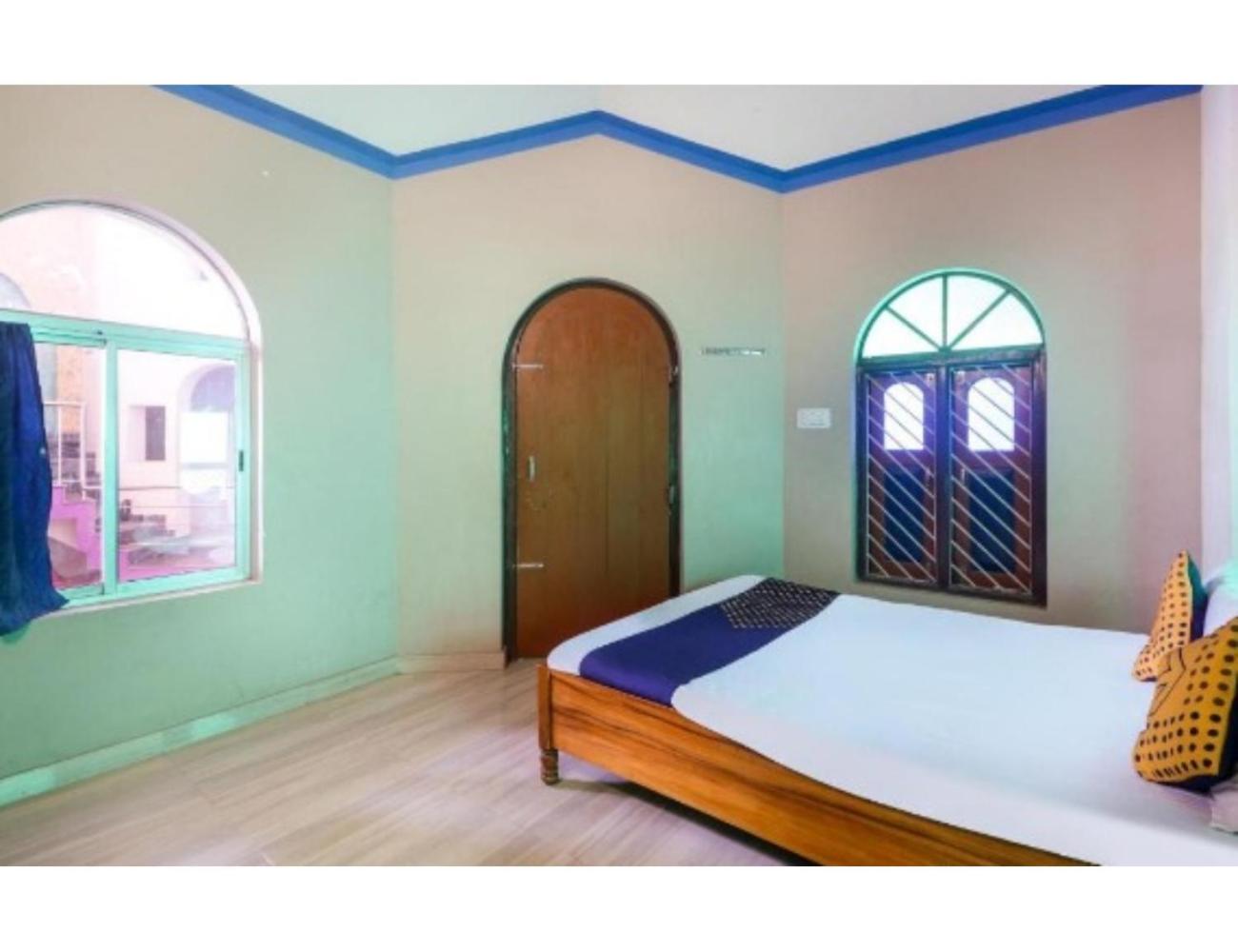 Greenland Guest House, Nimapada, Odisha