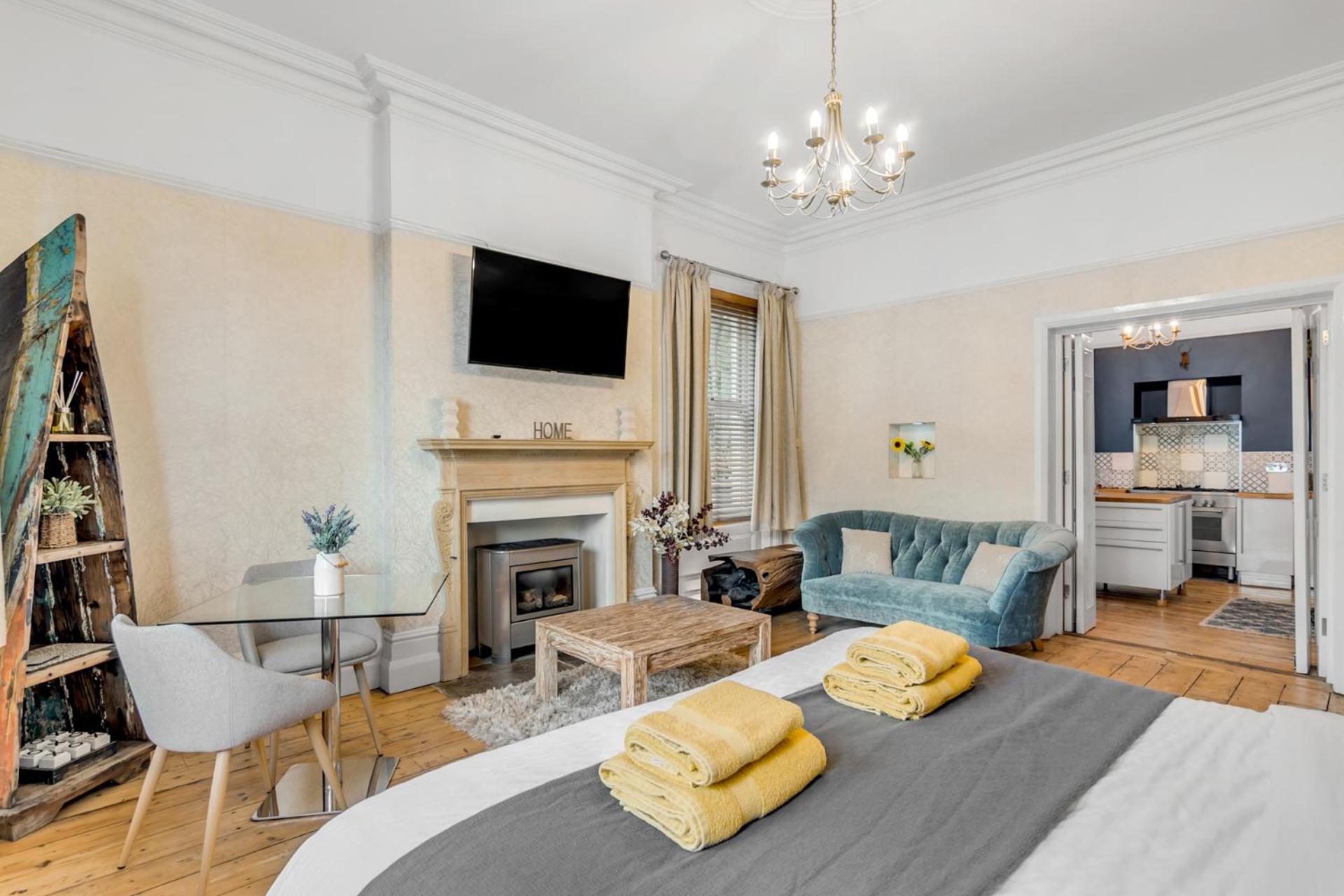 Brooklyn Villa