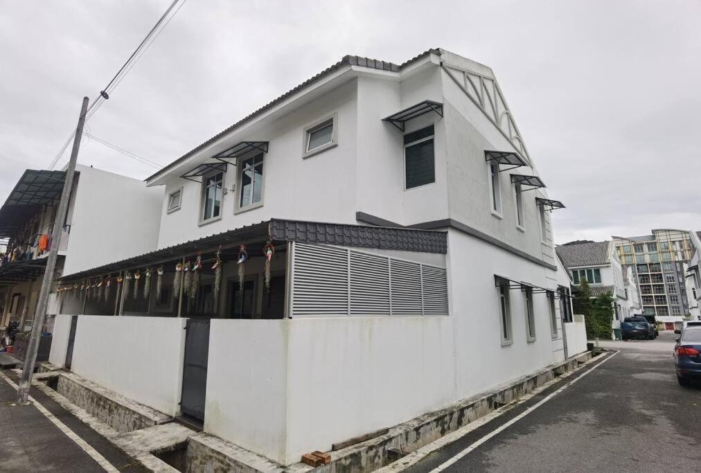 Cosy 2-Storey Holiday Home Vines 2 @Pasar Malam -1 photo 4