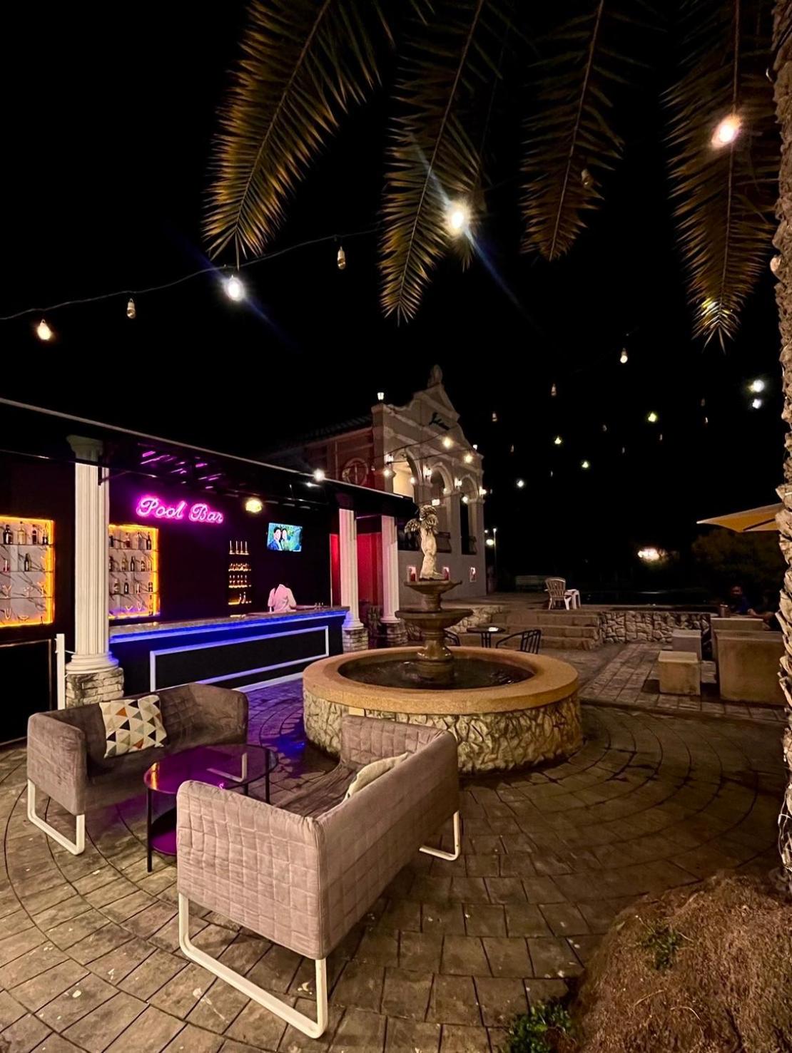 Je t'aime cafe & villa view 4