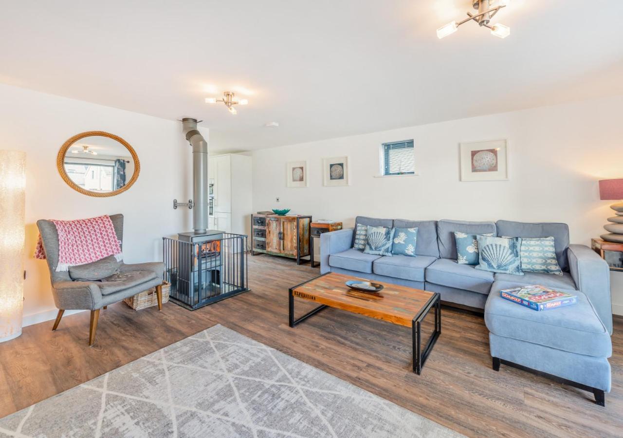 3 Bed in Westward Ho oc-puttsb view 3