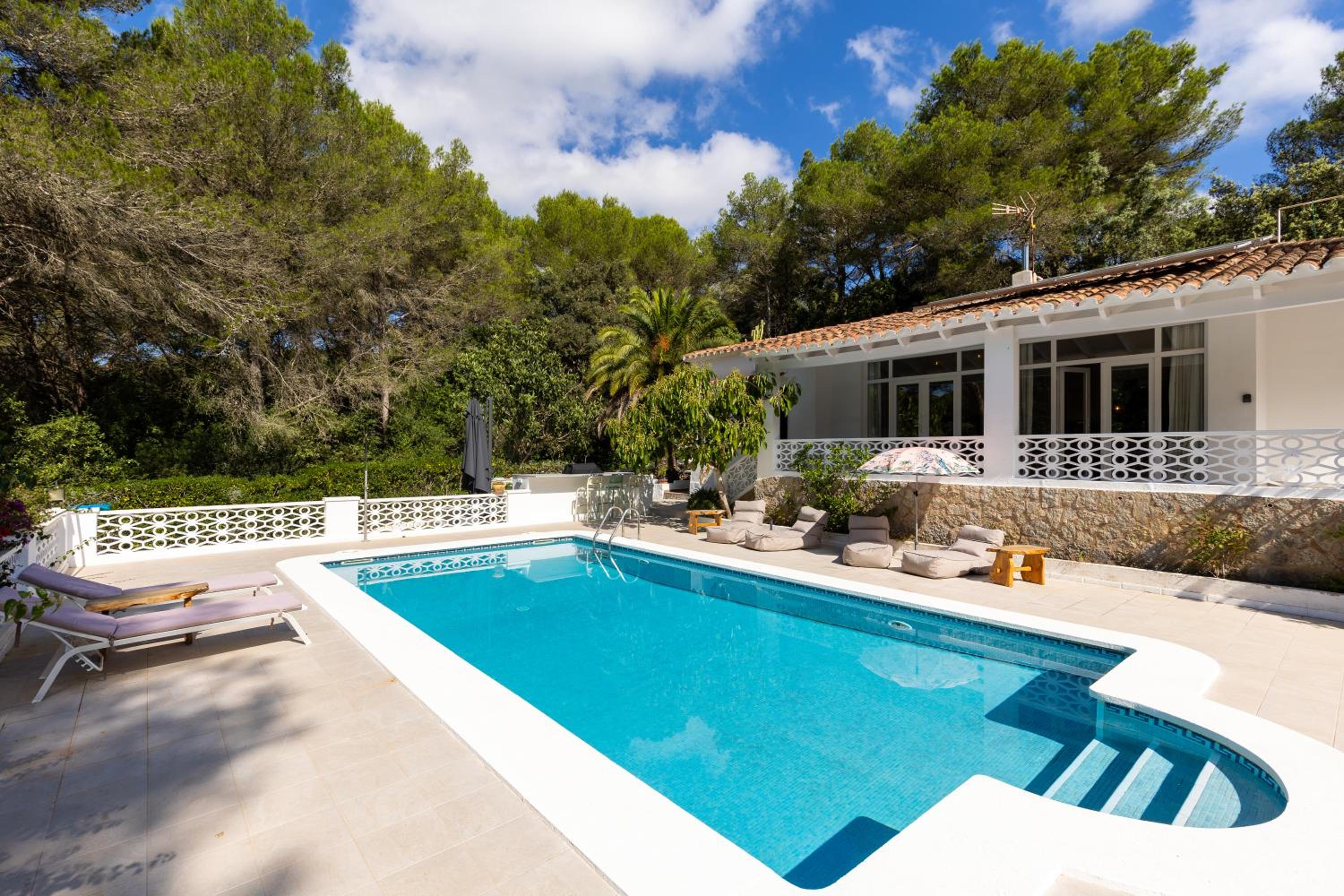 Villa Caterina authentic villa in quiet, wooded area