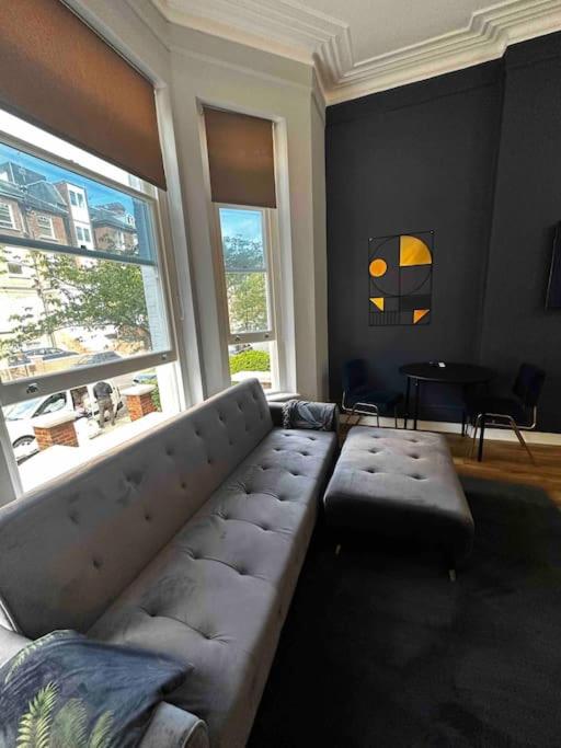 Stylish studio for 3 near Regent’s Park n3