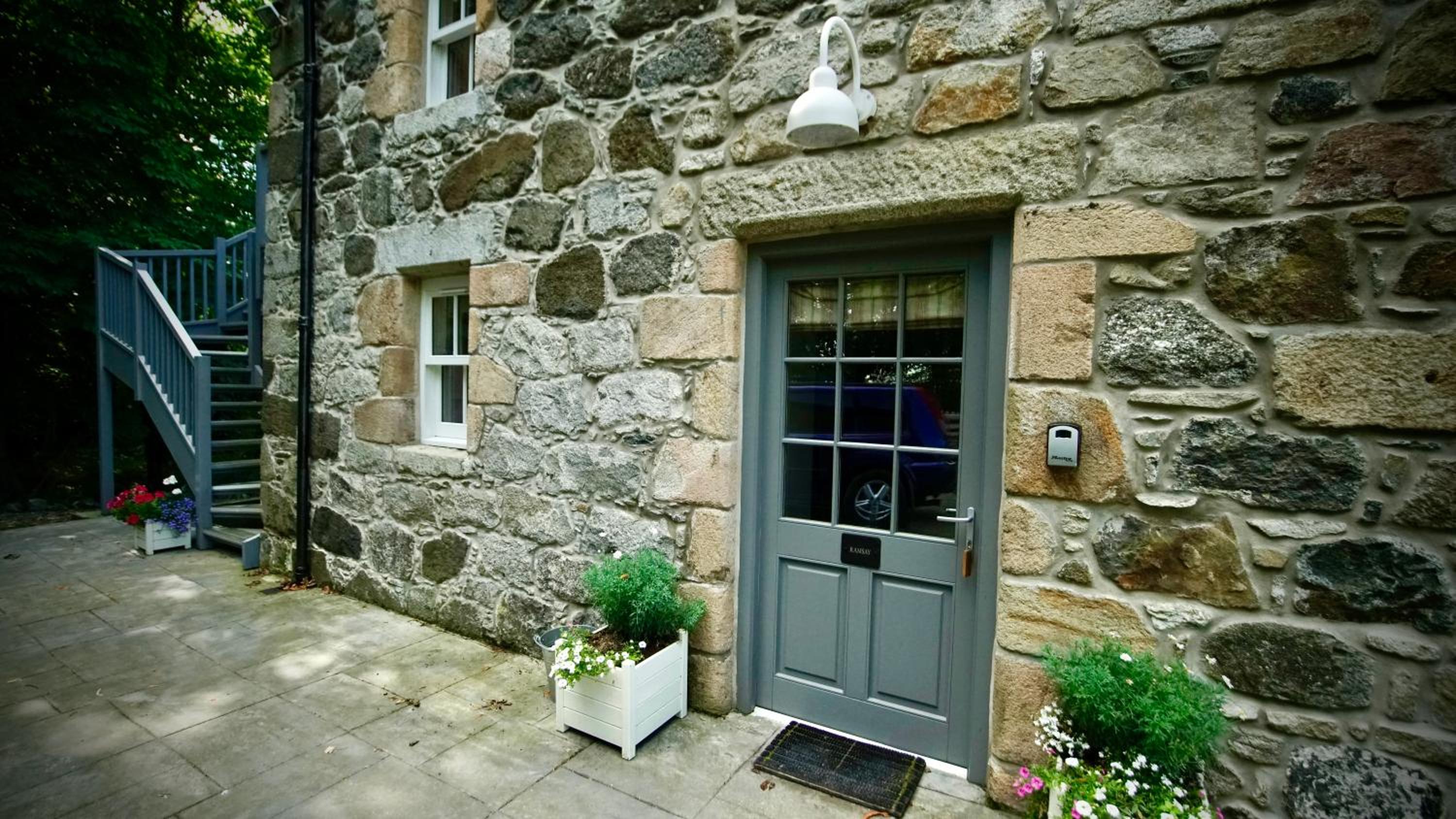 The Lodges @ Barra Castle
