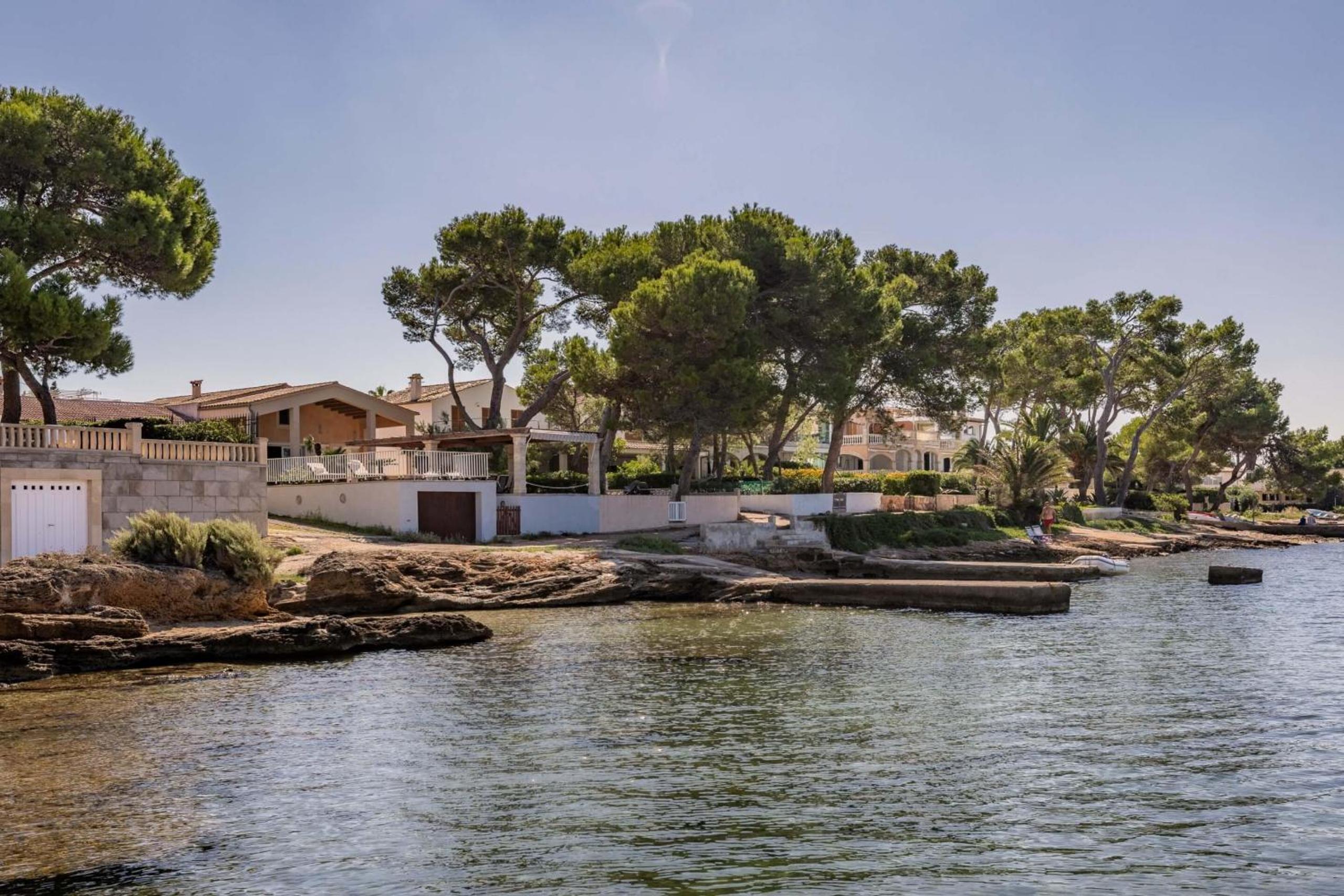 Villa Me Chabot by Sealand Villas