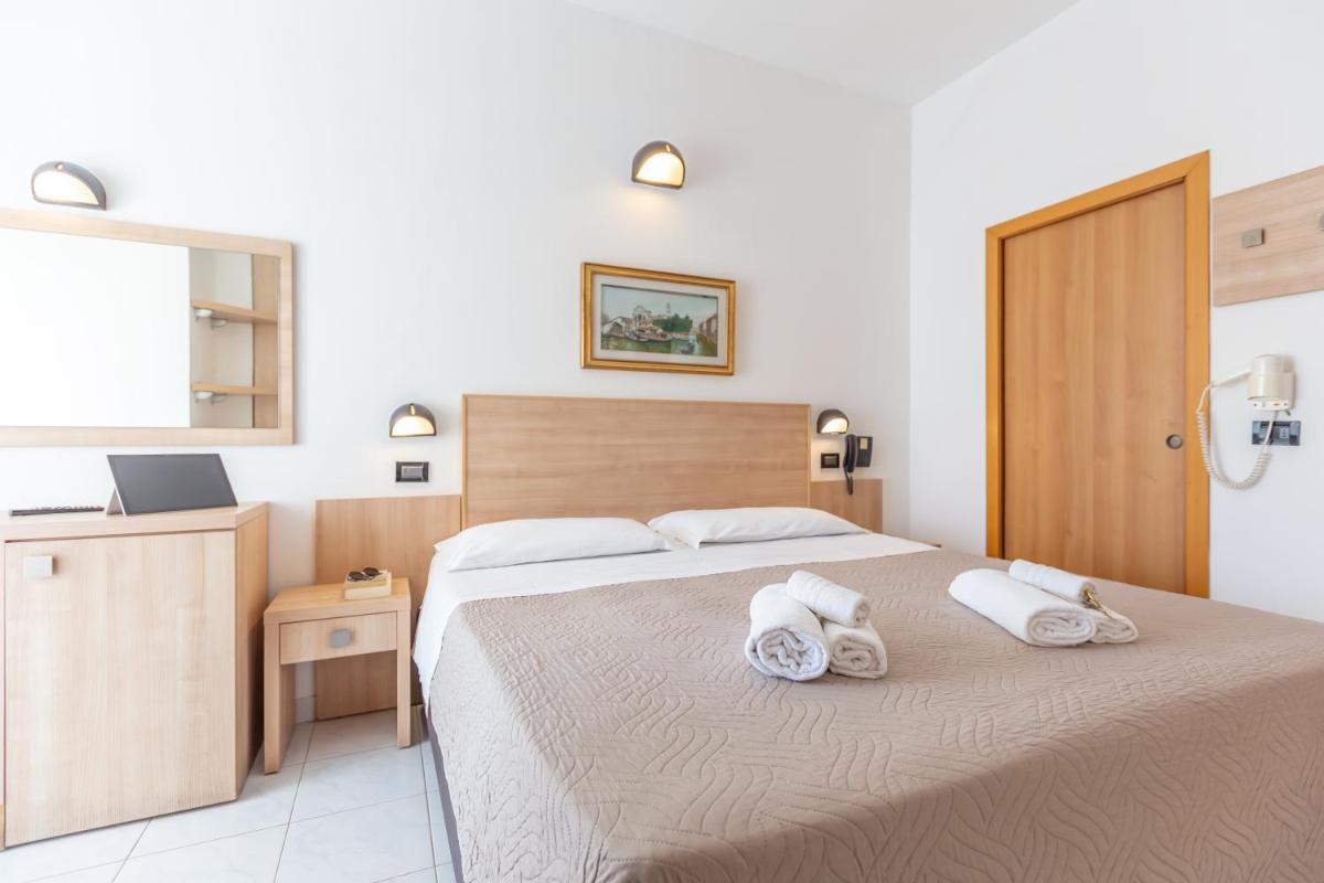 Hotel Globus view 2