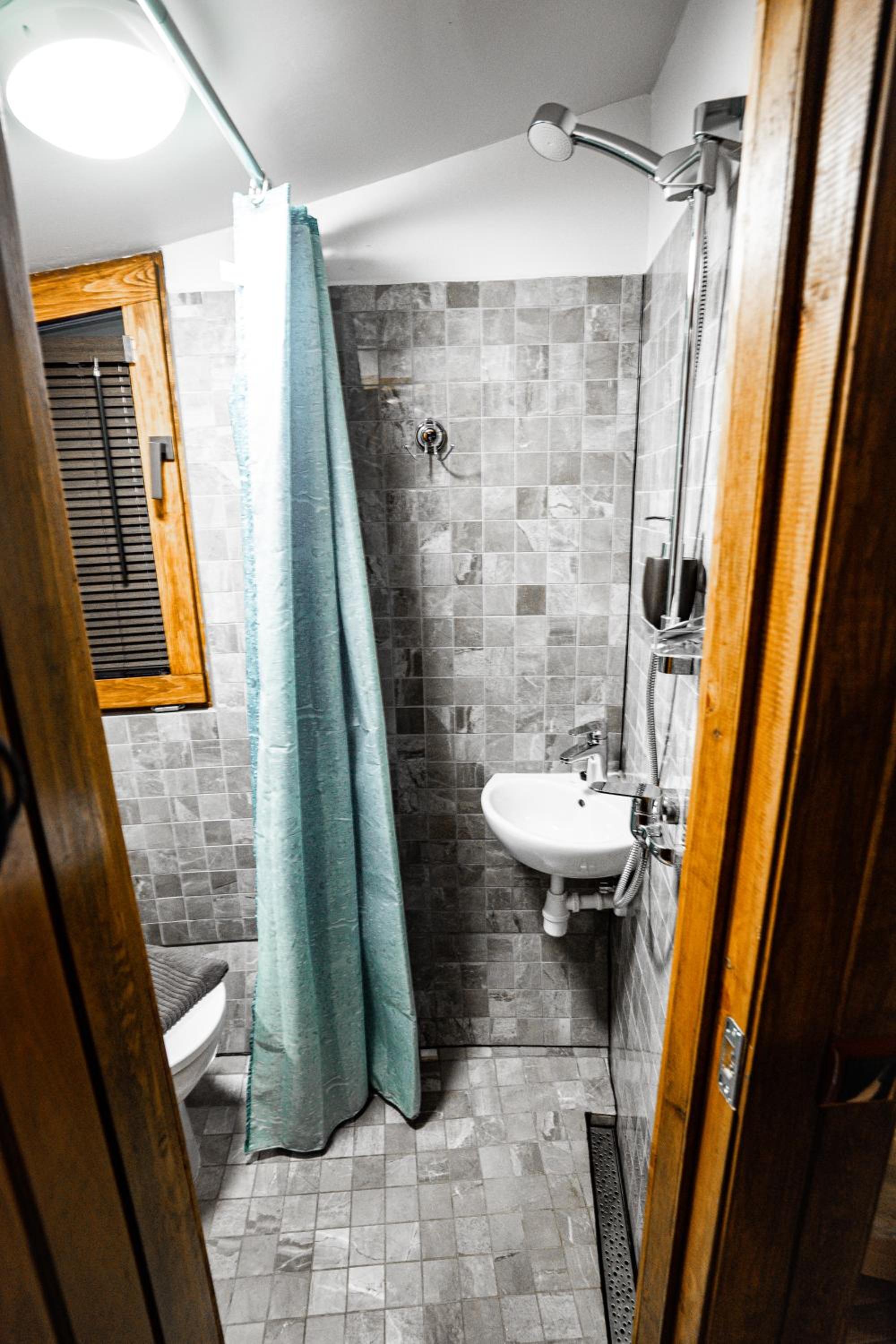 Photo 42