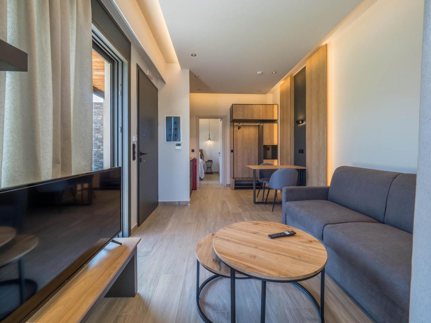 UNIQUE Suites Kalamata
