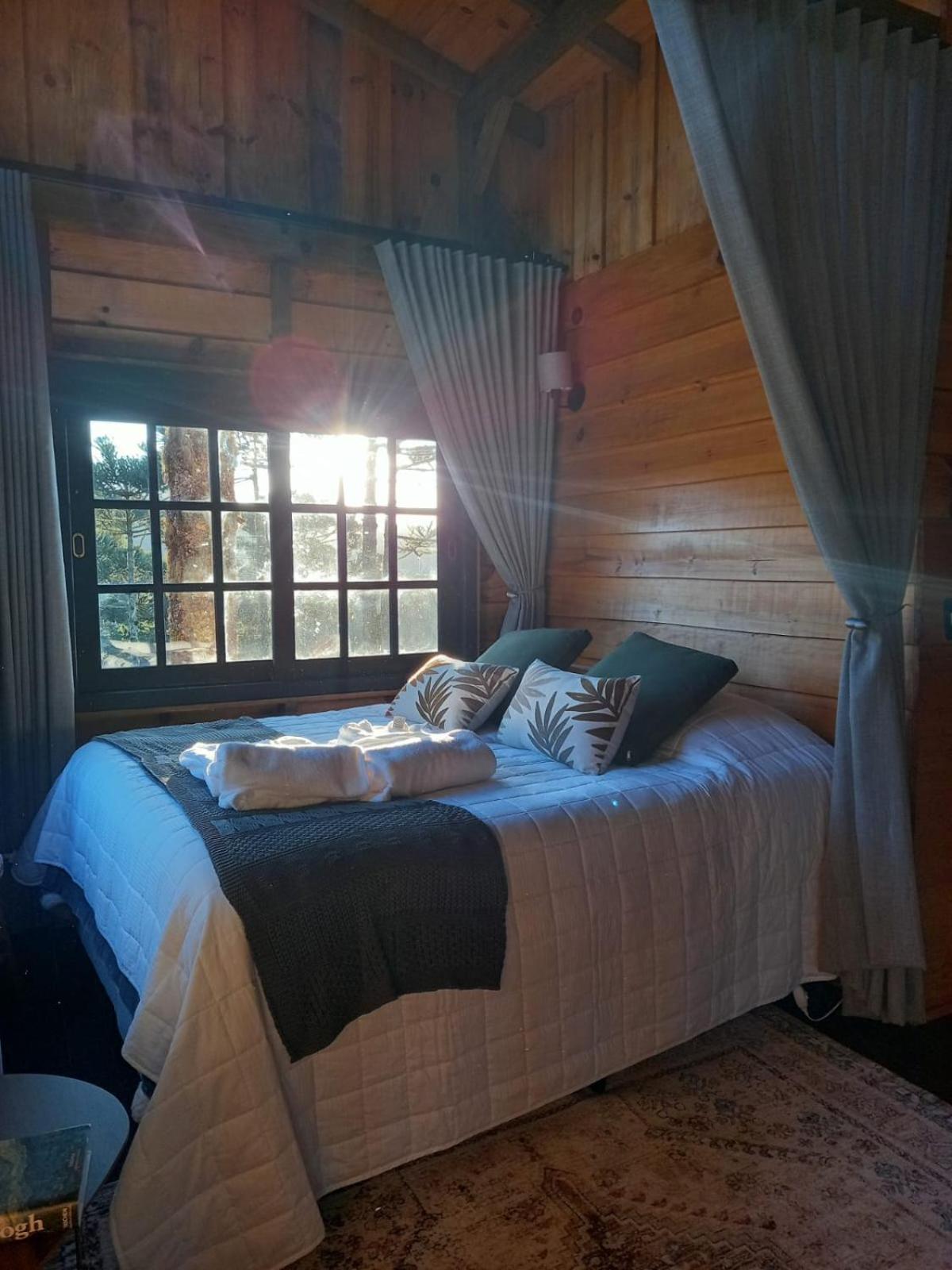 Cabana Van Gogh