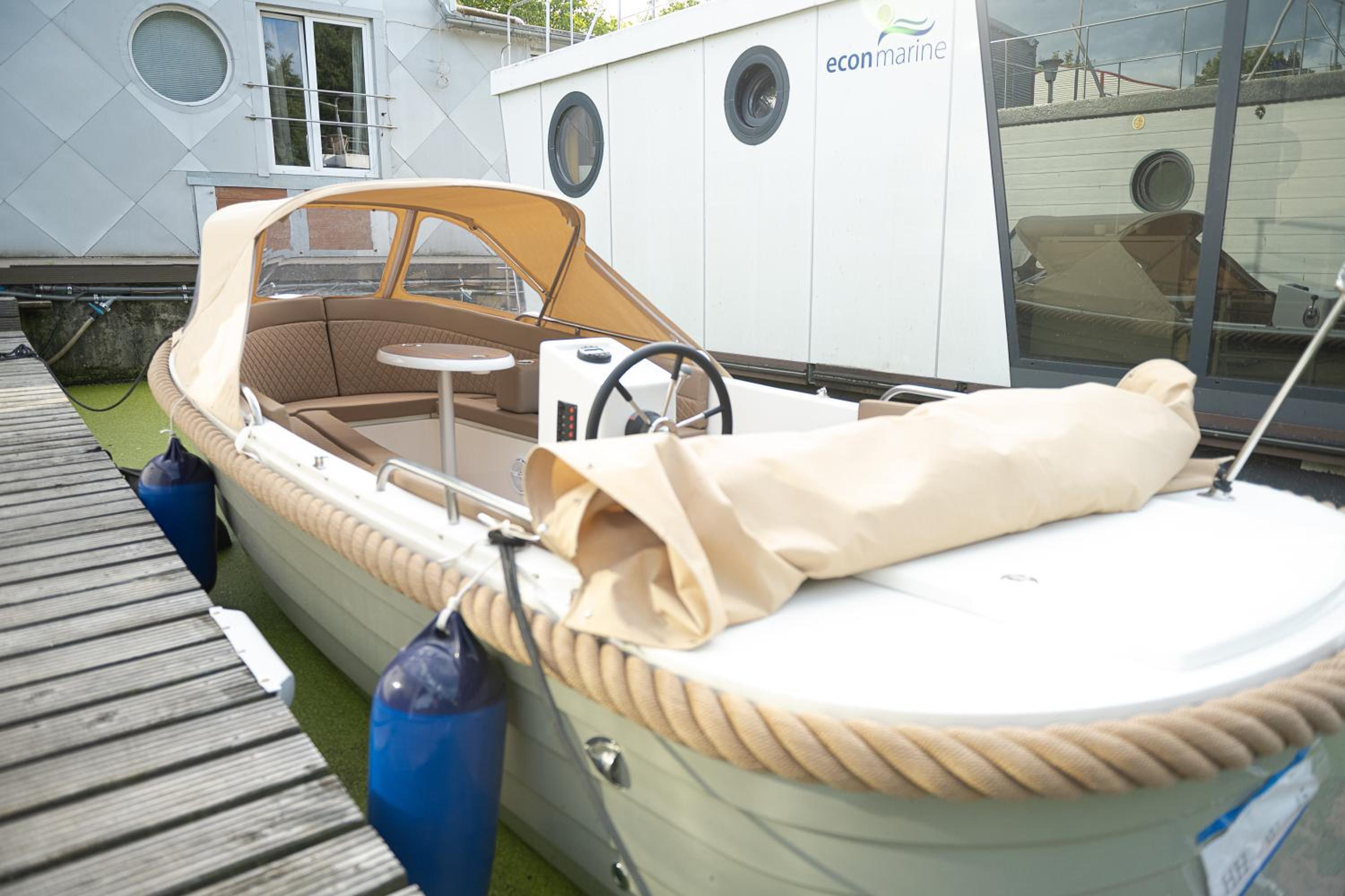 80qm privates Hausboot in Hamburg-Mitte