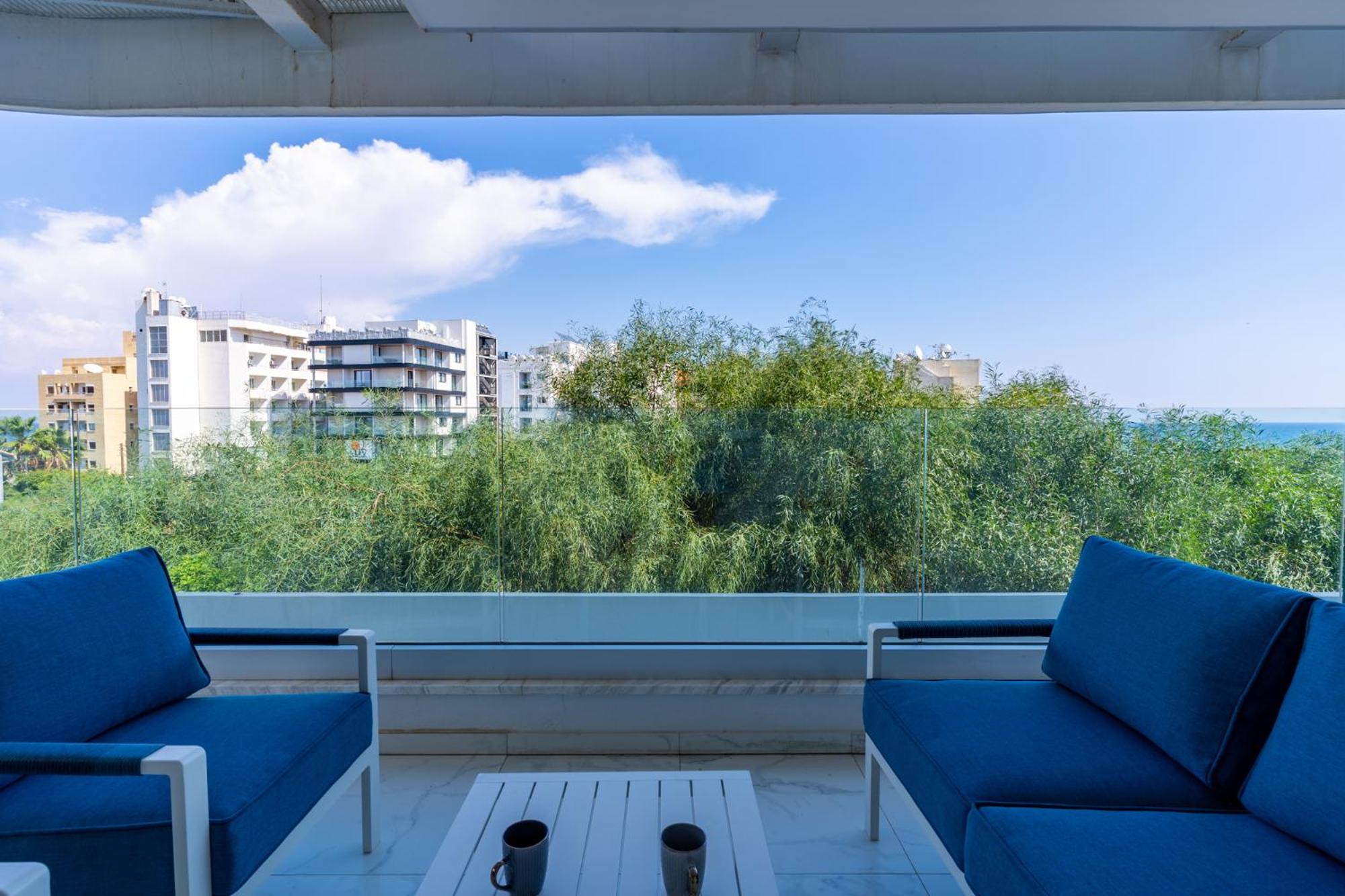 Starlet 1-Bedroom Apartment in Larnaca