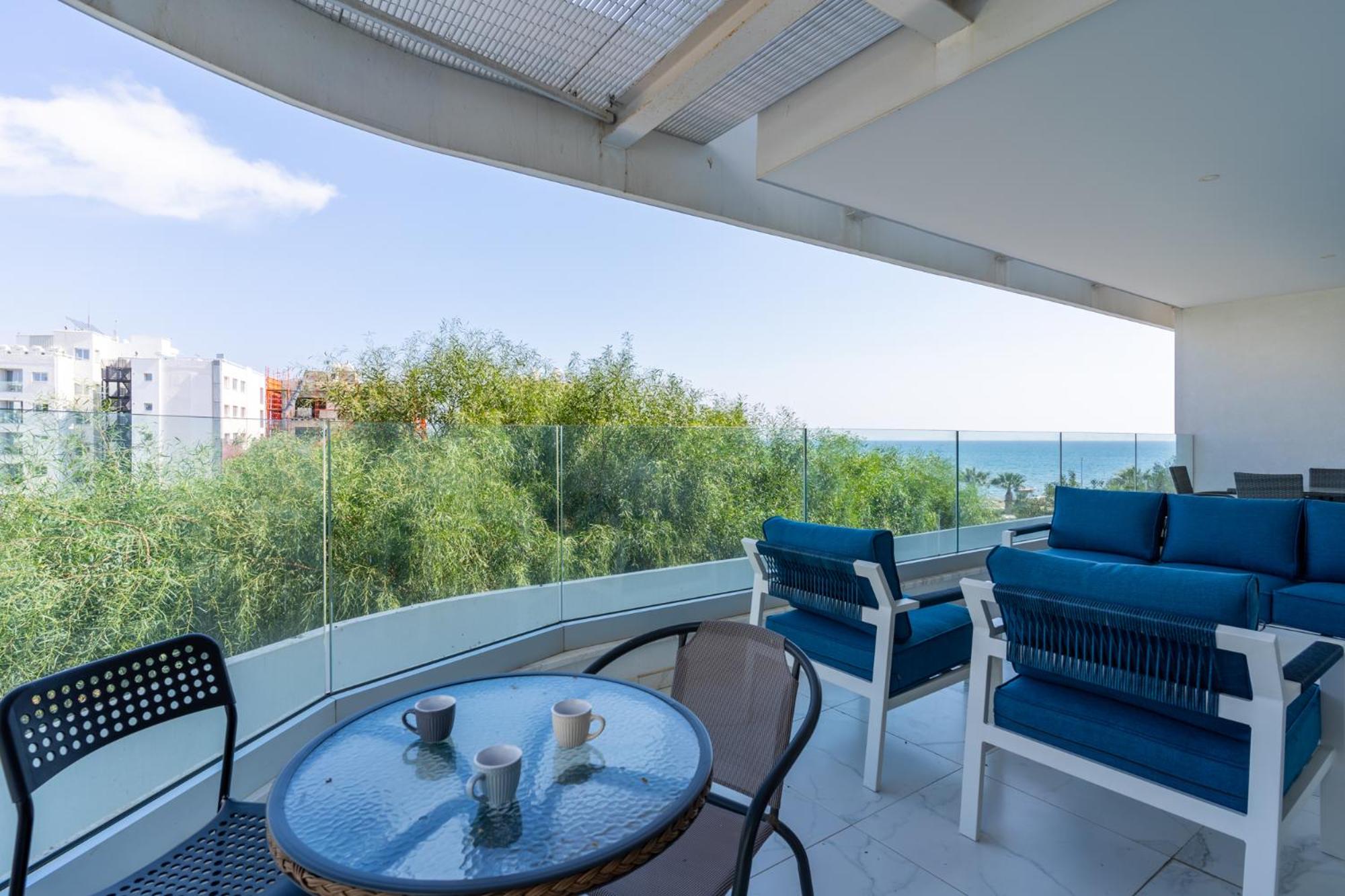 Starlet 1-Bedroom Apartment in Larnaca