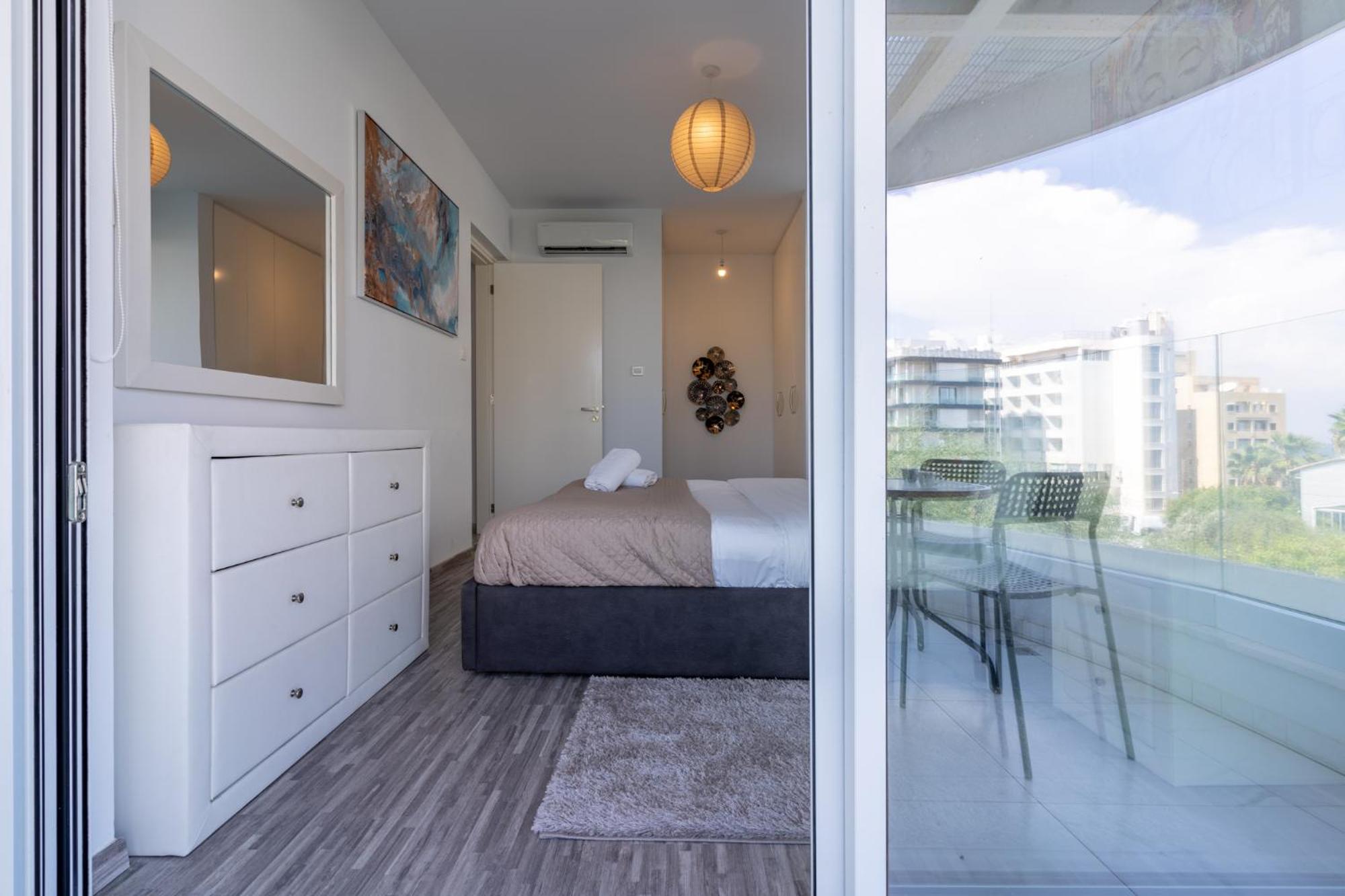 Starlet 1-Bedroom Apartment in Larnaca