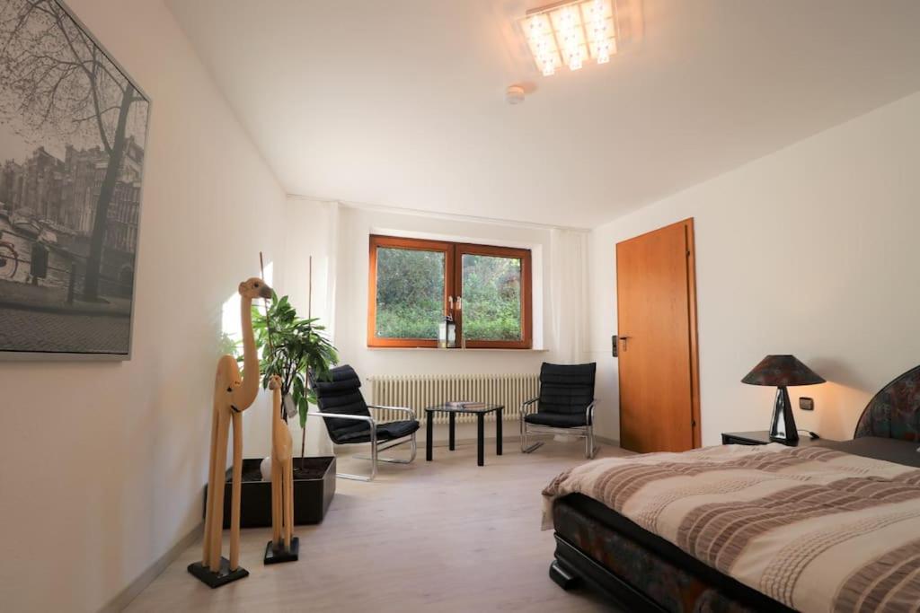 Schöne EinliegerWhg (74m²) in Villa mit Traumlage