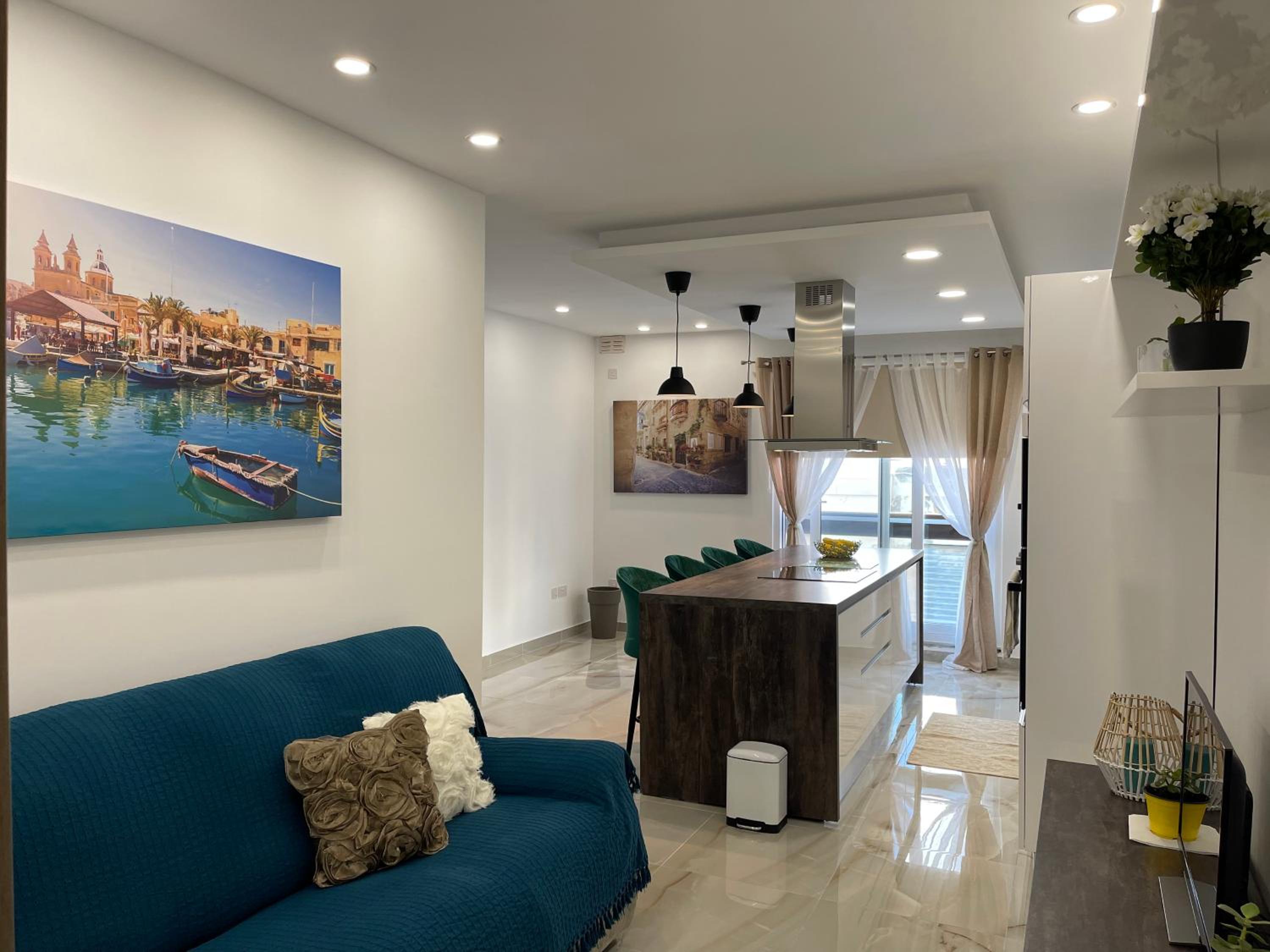 161 Maranello Court, Apartment 1