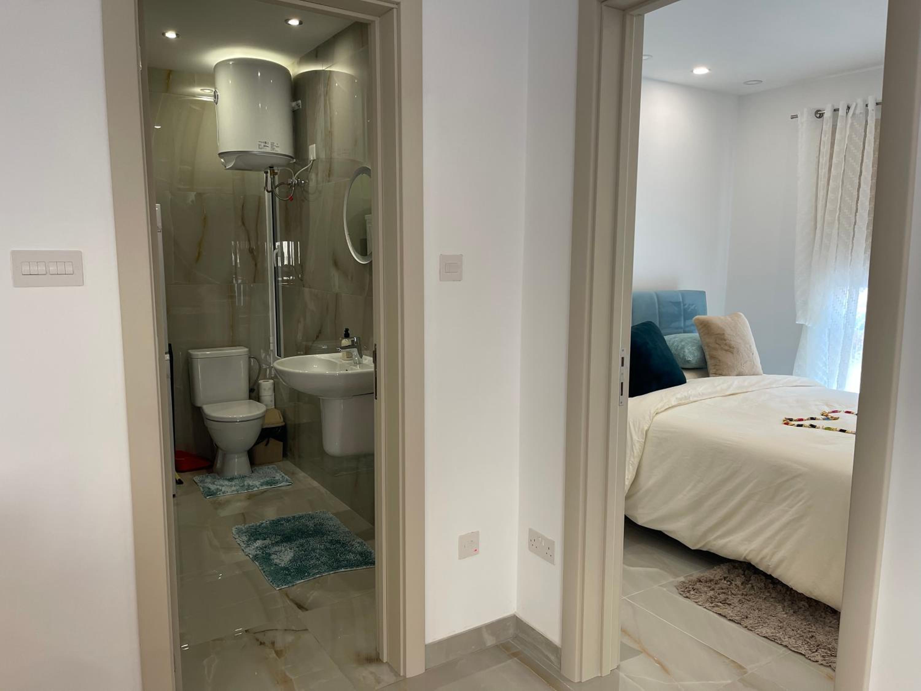 161 Maranello Court, Apartment 1