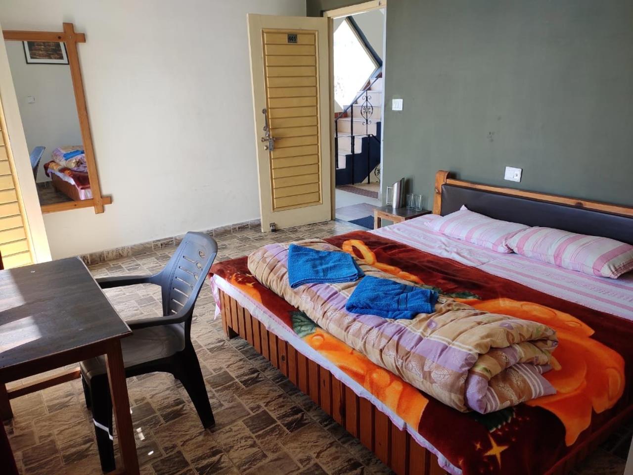 Oasis Guest House Bhagsu D'shala