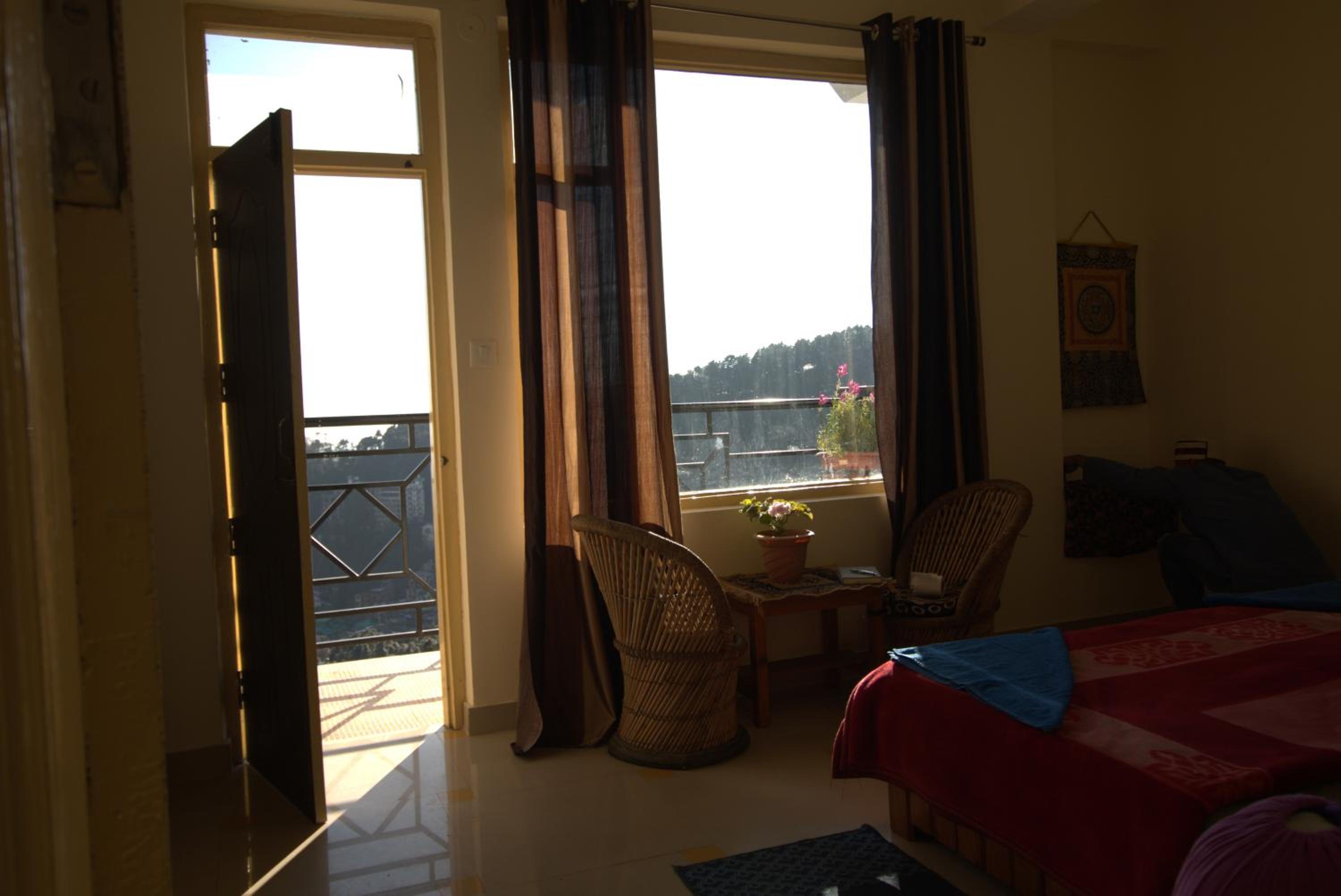 Oasis Guest House Bhagsu D'shala