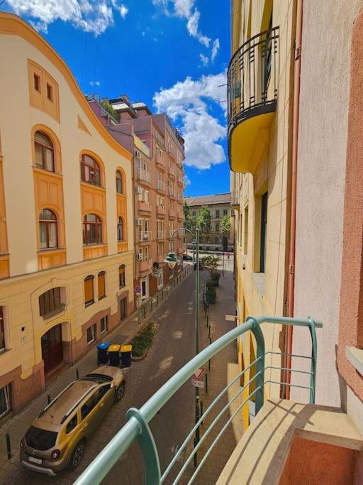 Berzenczey apartment