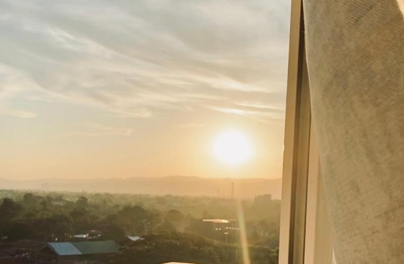 Sunset Bliss Studio view 2
