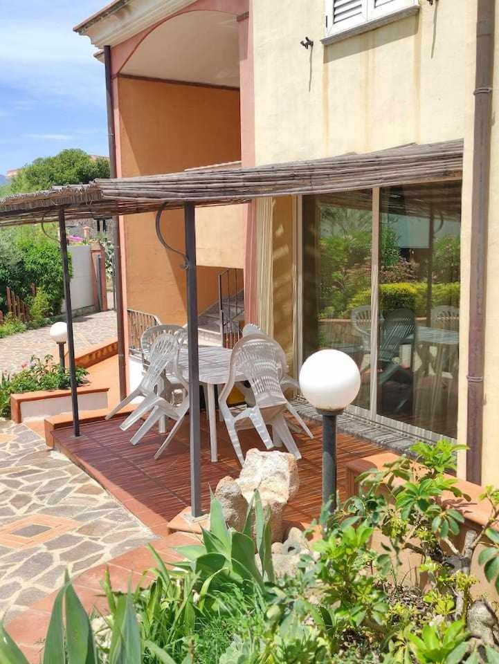 Portu Hill Apartments