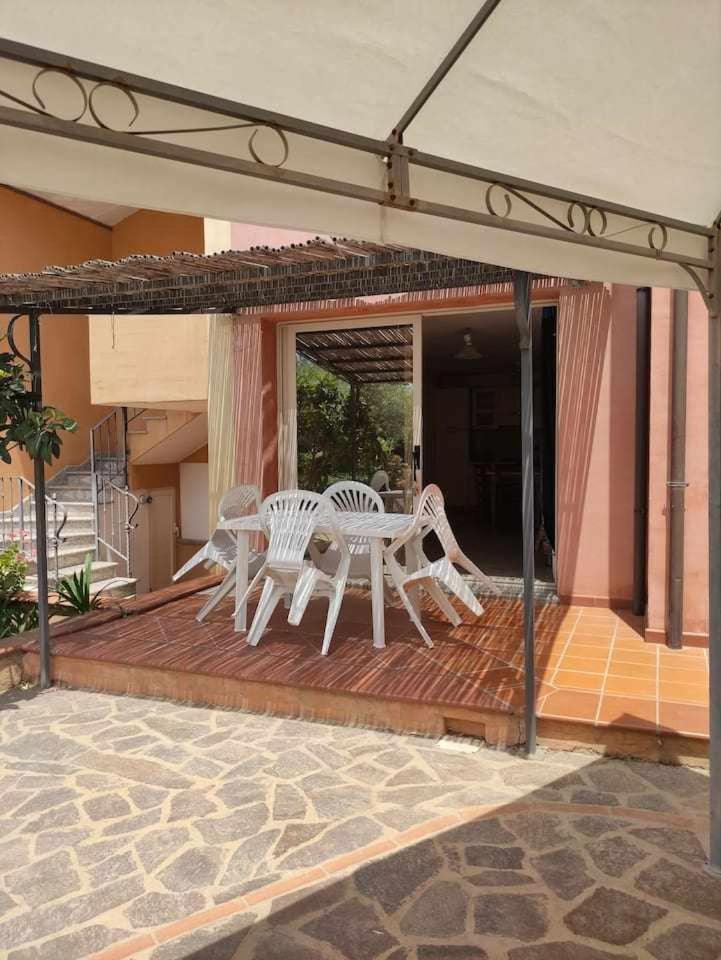 Portu Hill Apartments