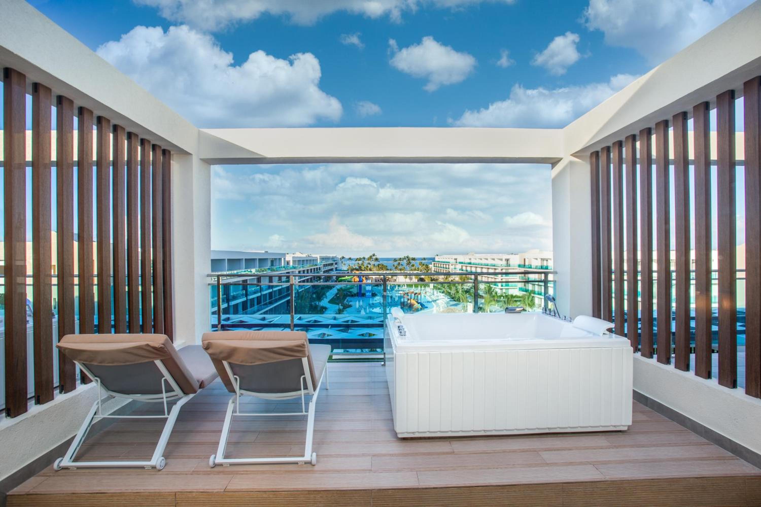 Serenade Punta Cana Beach & Spa Resort