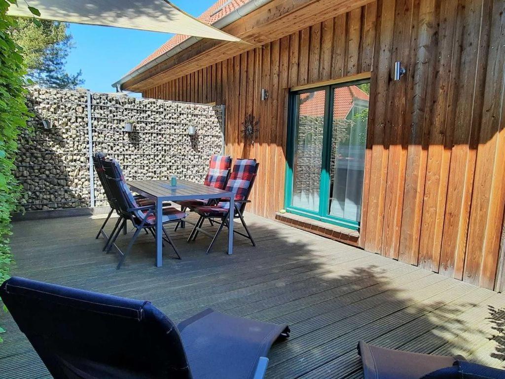 Ferienwohnungen im Haus Waldstück