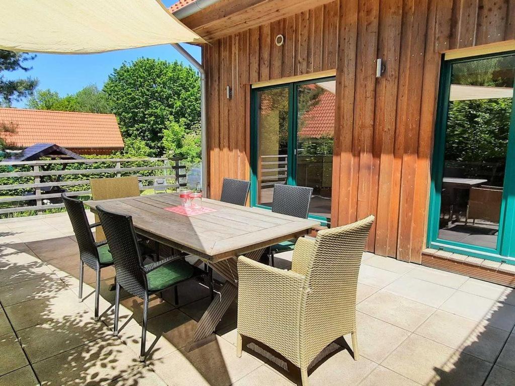 Ferienwohnungen im Haus Waldstück