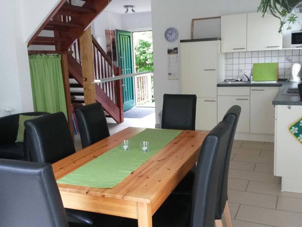 Ferienwohnungen im Haus Waldstück