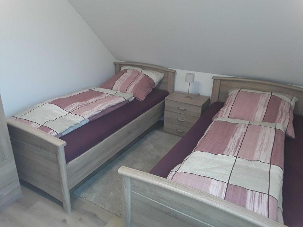 Ferienwohnungen im Haus Waldstück