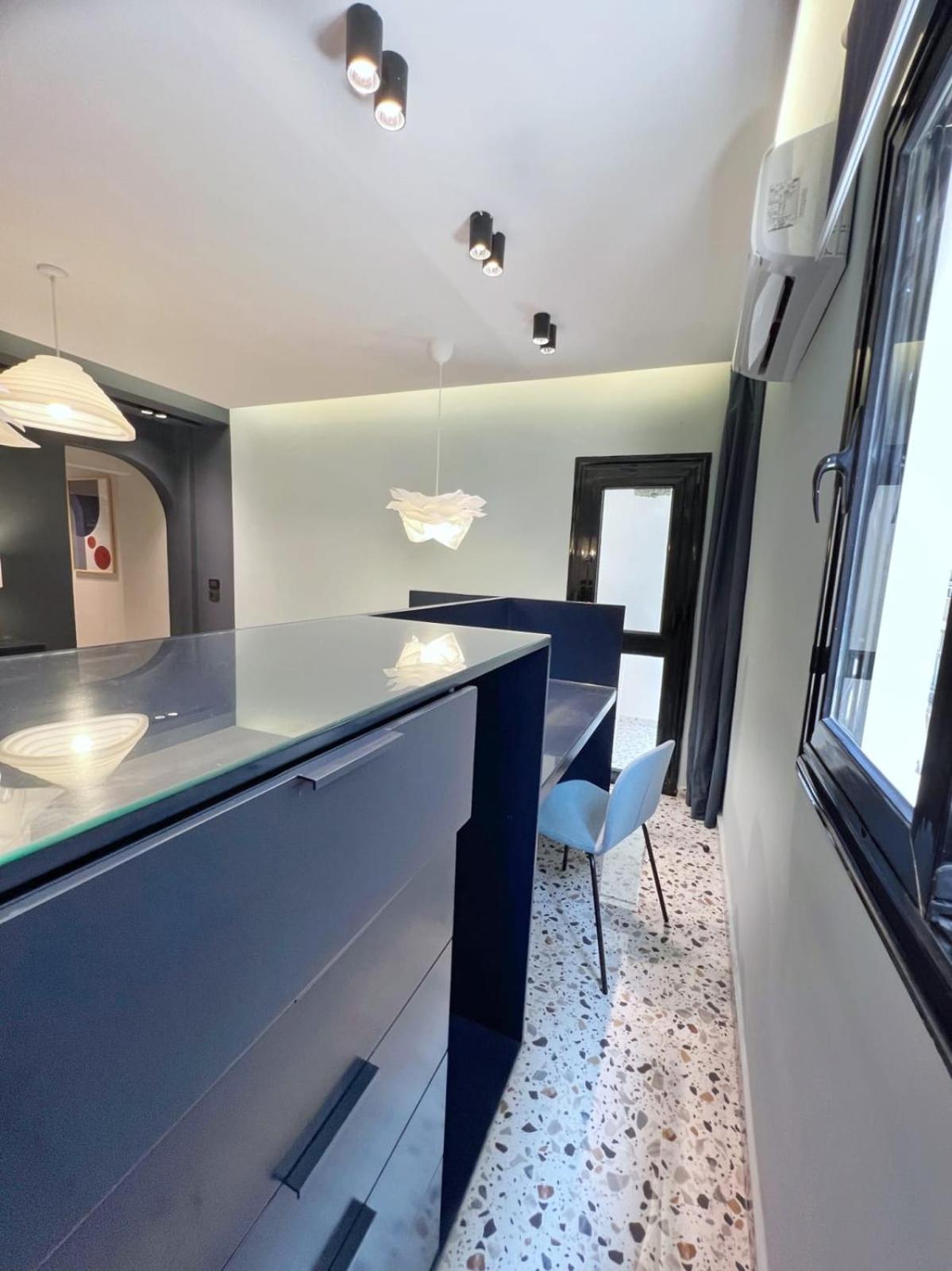 The 1 BDR Cobalt Cube 5 min to CAI Airport