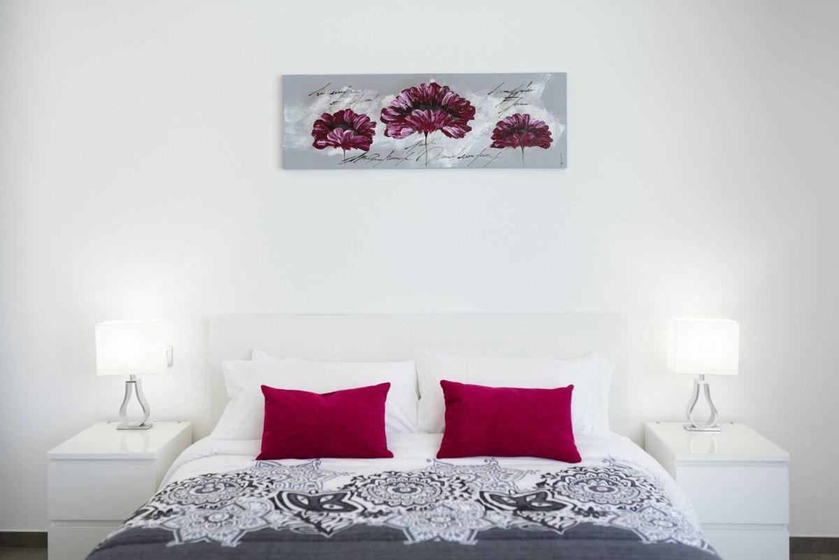 Villa Berniente - Modern 3 Bedroom Villa - Great Sea Views - Perfect for Families view 3