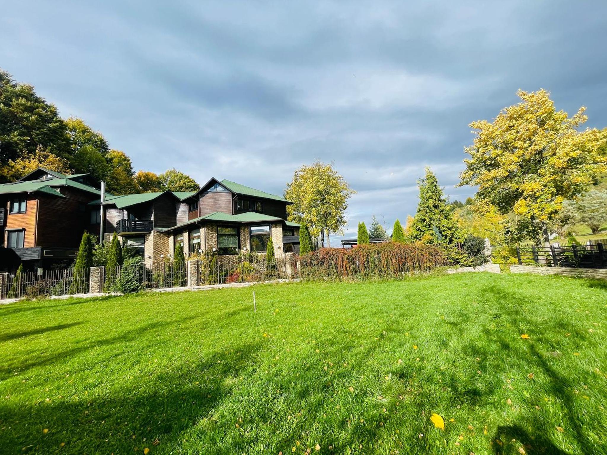 Hillden Lodge &Restaurant view 5