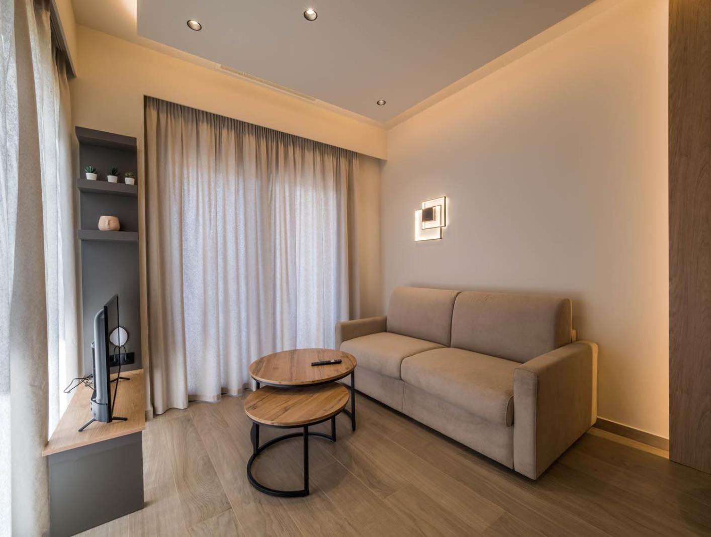 UNIQUE Suites Kalamata