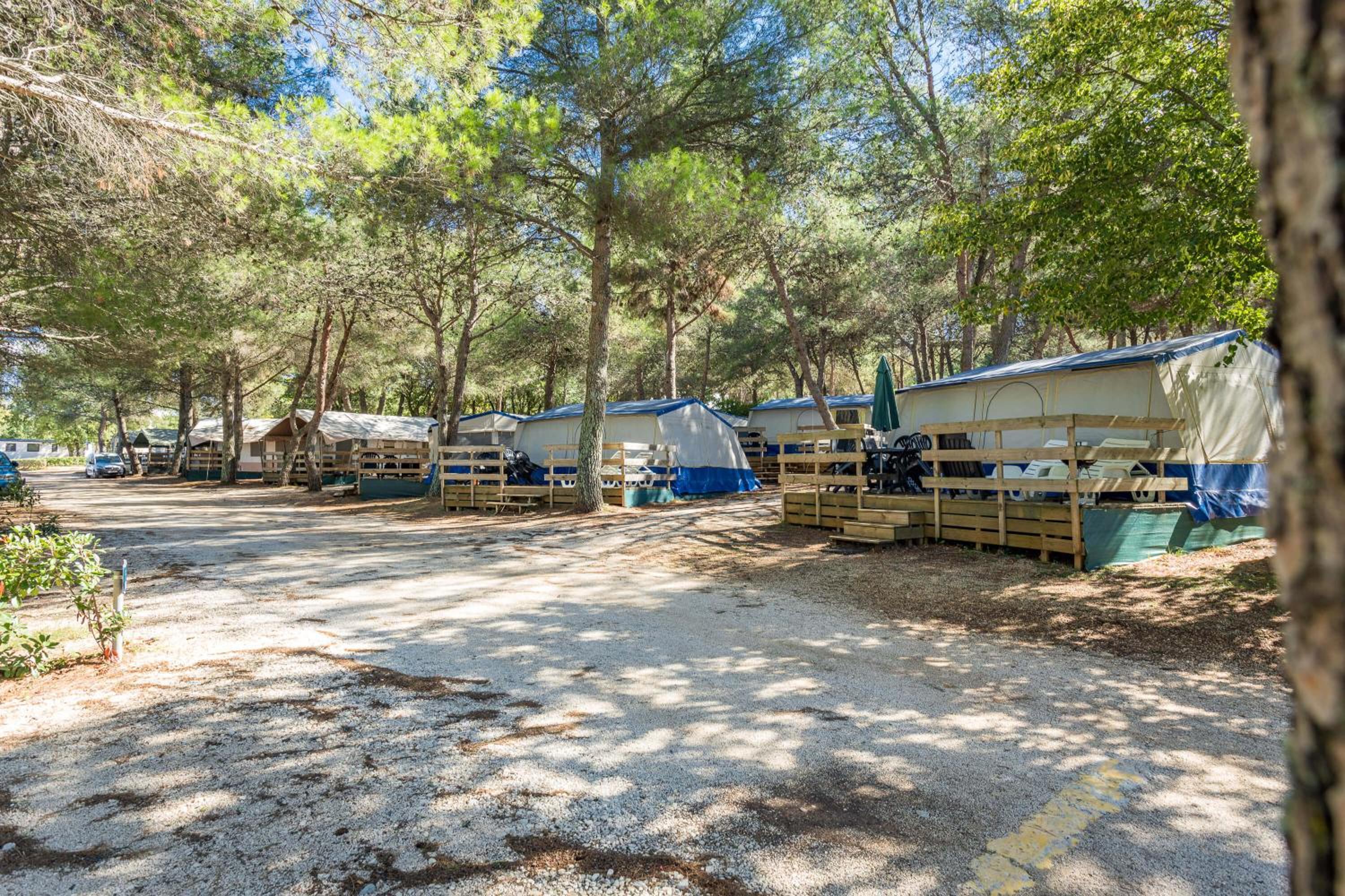 Easyatent Bungalow tent Lanterna view 5