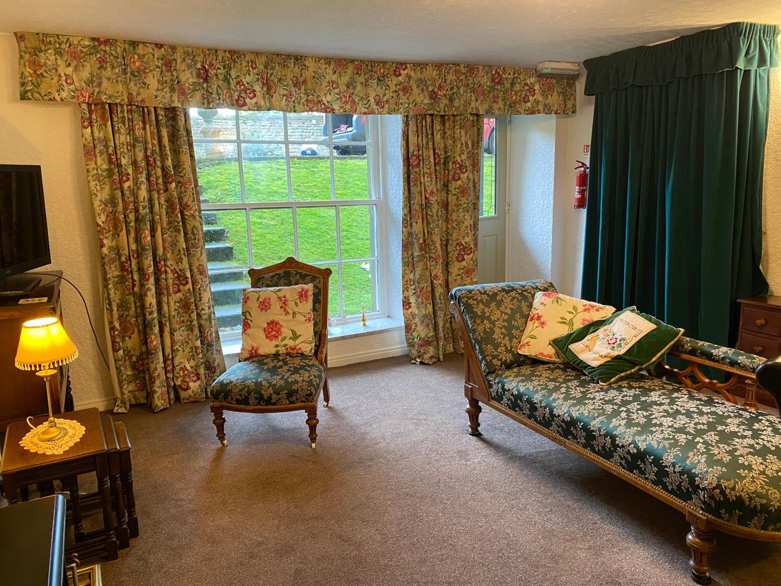 Bellfield Country Suites