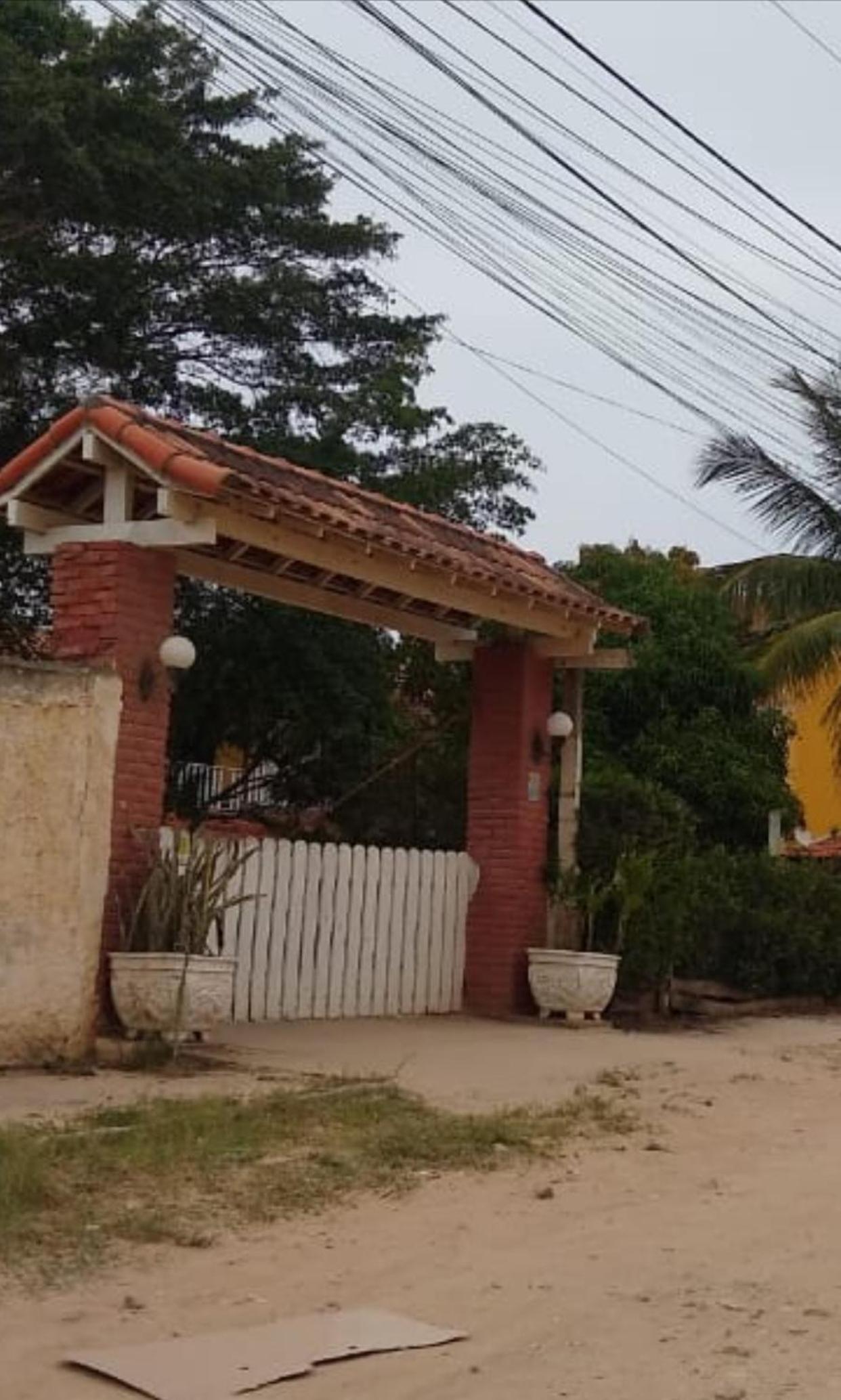 POUSADA YHWH (Pedro & Neth)
