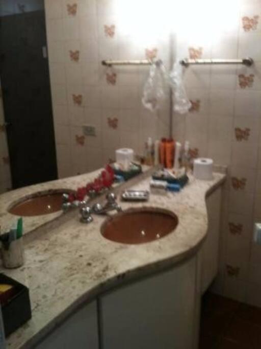 Apartamento espaçoso com vista
