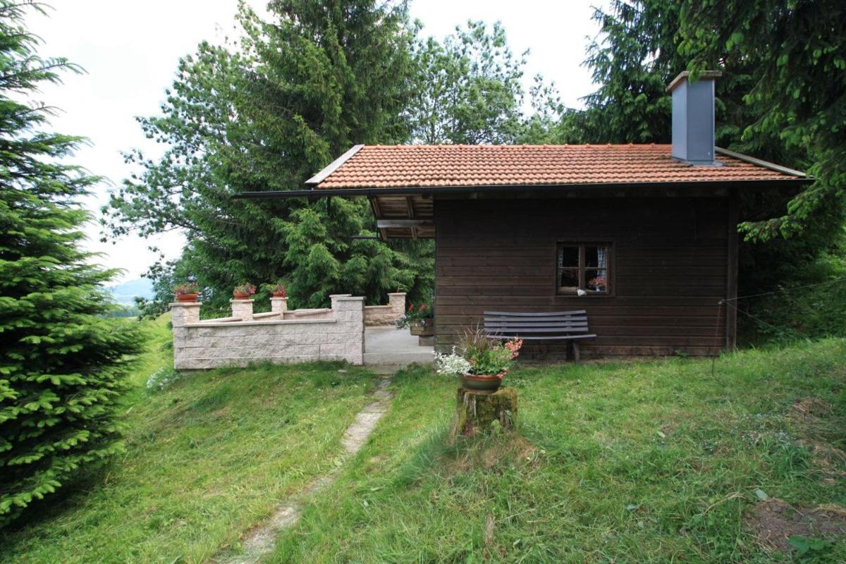 Bernerhof Ferienwohnungen Schmuck view 3