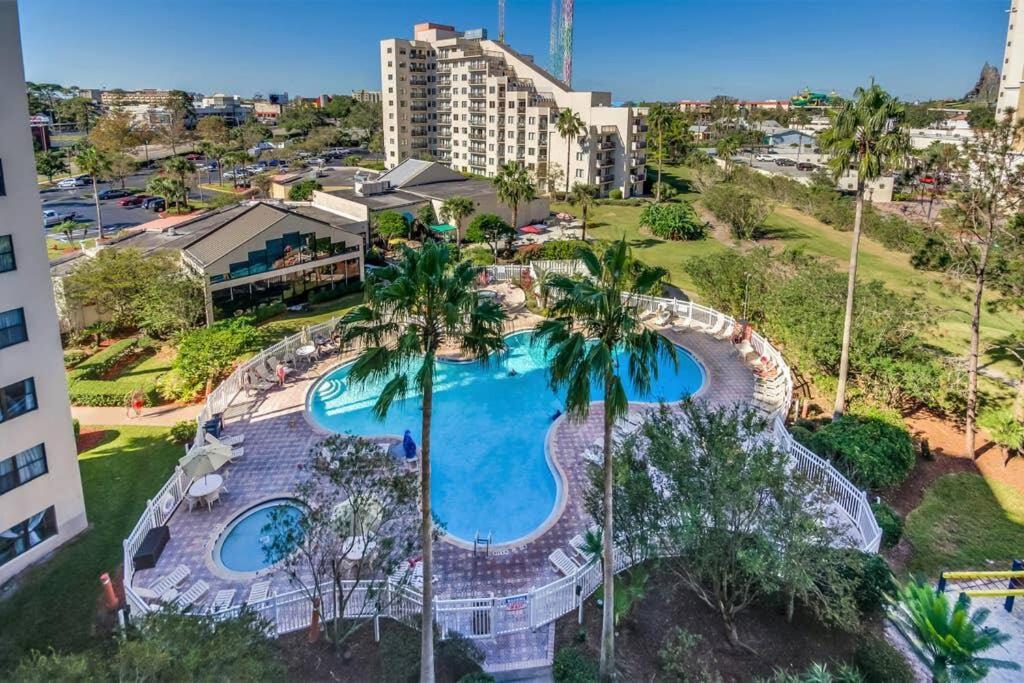 Gorgeous Studio near parks and Convention Center