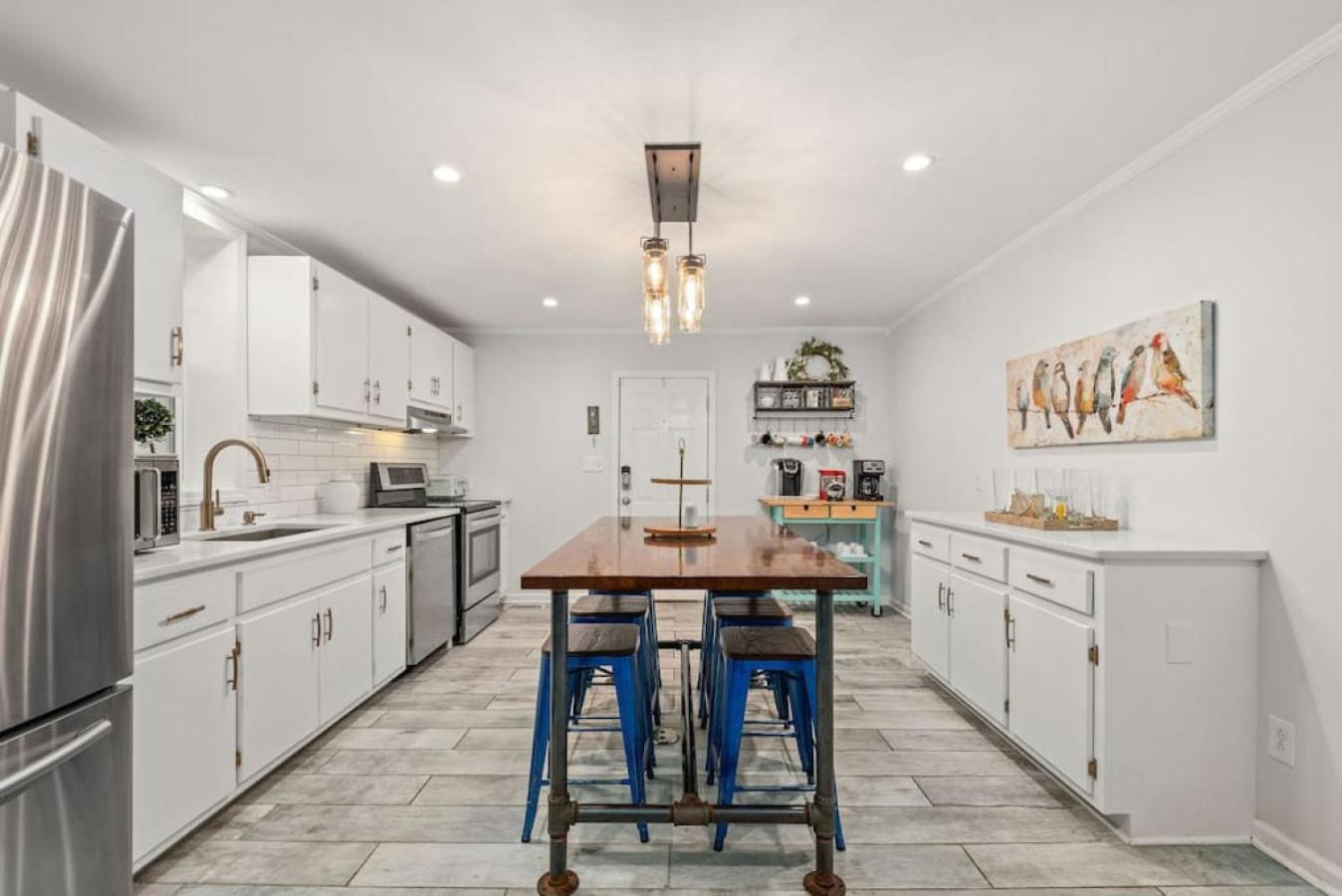 Stone Cottage 3 Bedroom Getaway - Stroll to DT Franklin - Historic Blakely House view 5