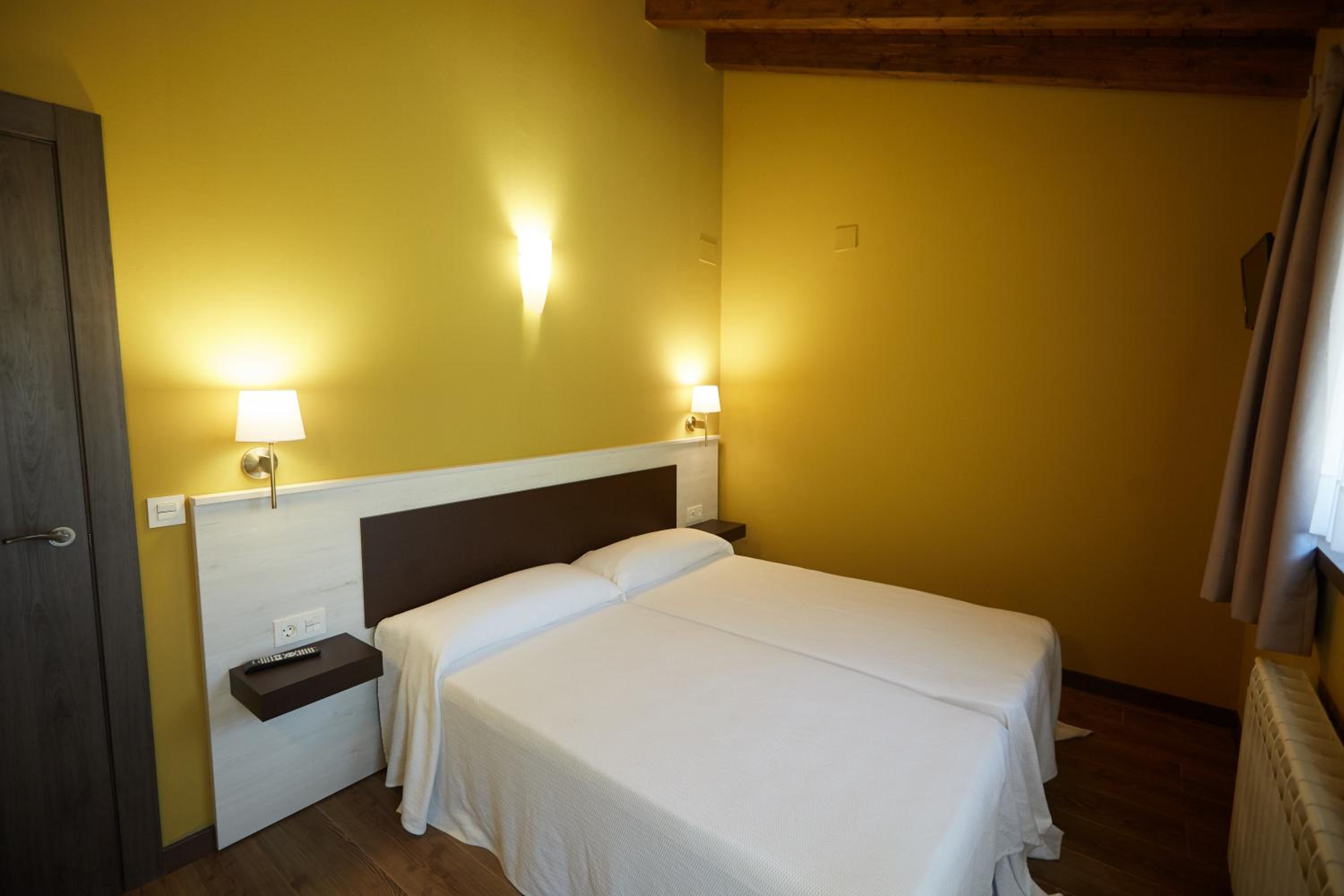 Apartamentos Rurales Casa la Piedra