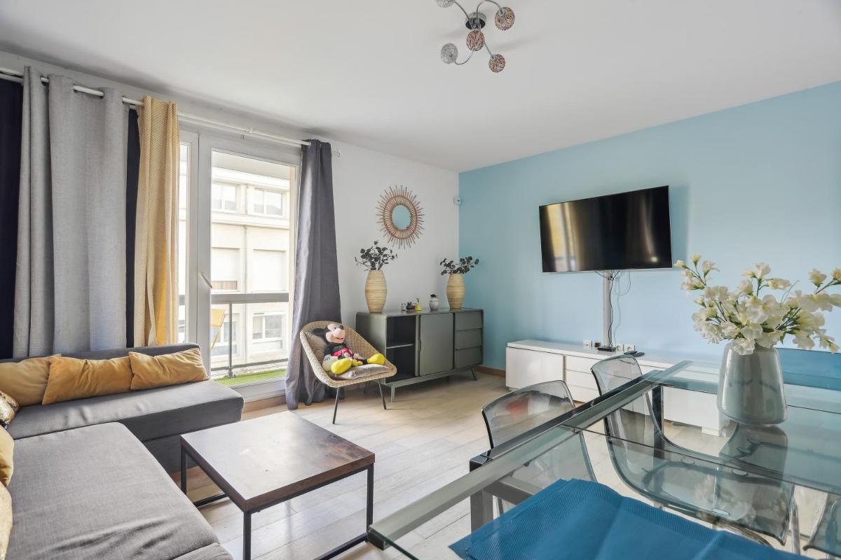 Beautiful T4 appartement 8 Personnes proche Disney parking privé view 3