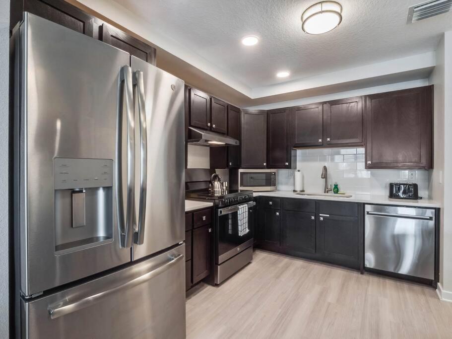 NEW Amazing 3 Bedroom Apartment Vista Cay Resort